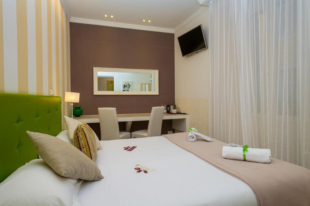 Zefiro Home โรม ภายนอก รูปภาพ